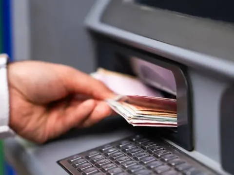 Memur Emeklilerine Bugün 31 Bin Lira Ödeme Yapılacak