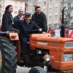 ozgur-ozelden-dunya-ciftciler-gunu-mesaji-ciftcimizi-yeniden-milletin-efendisi-yapacagiz-rNNnlTzi